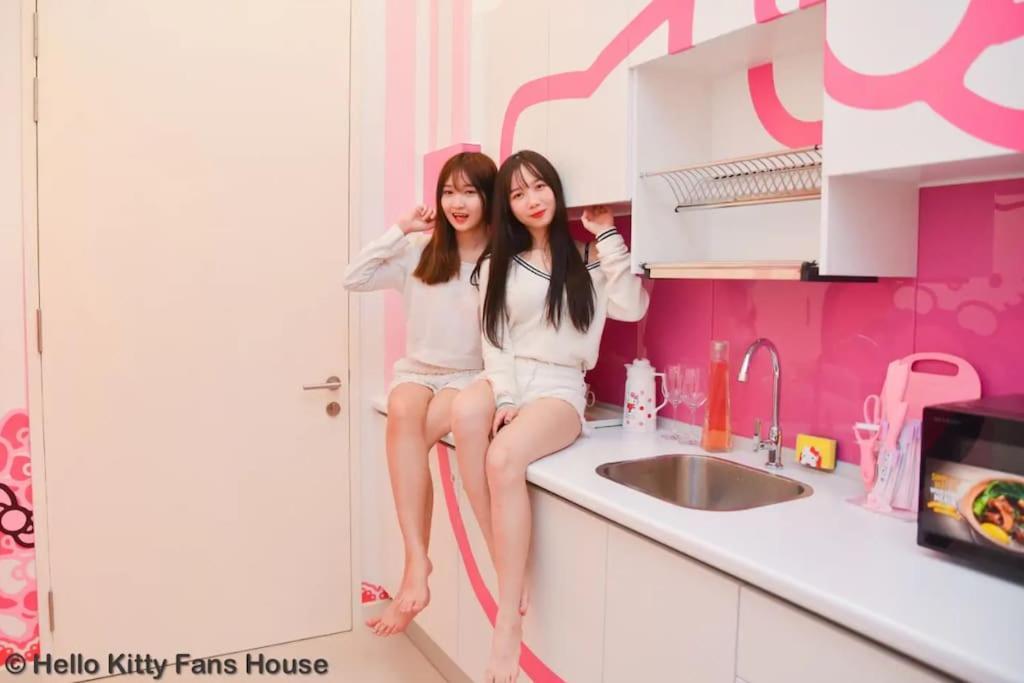 Ferienwohnung Play At Hello Kitty Kawaii Fun House Kuala Lumpur Exterior foto